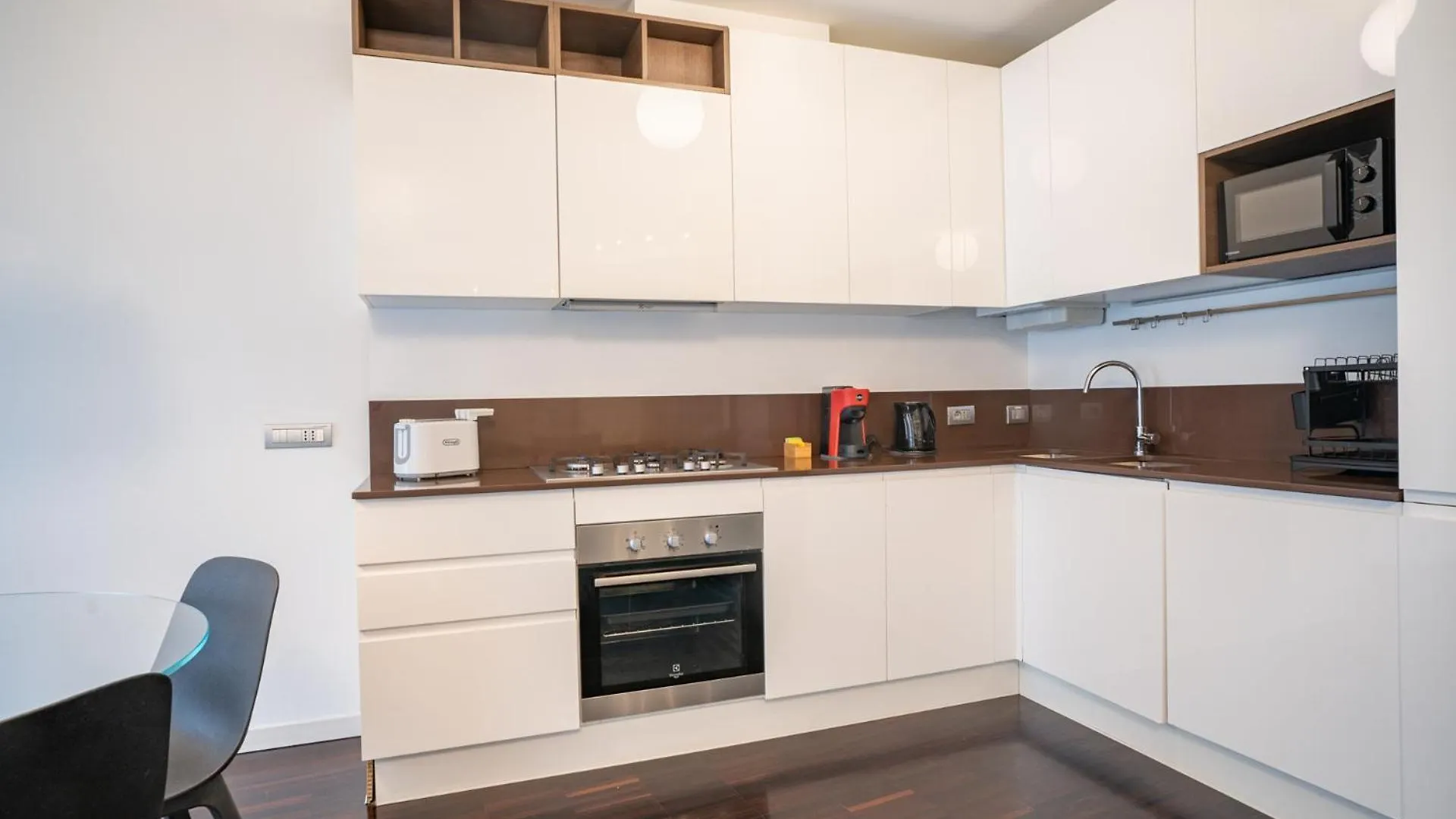 Authentic Yet Modern Retreat In Lecco Center Apartman Olaszország