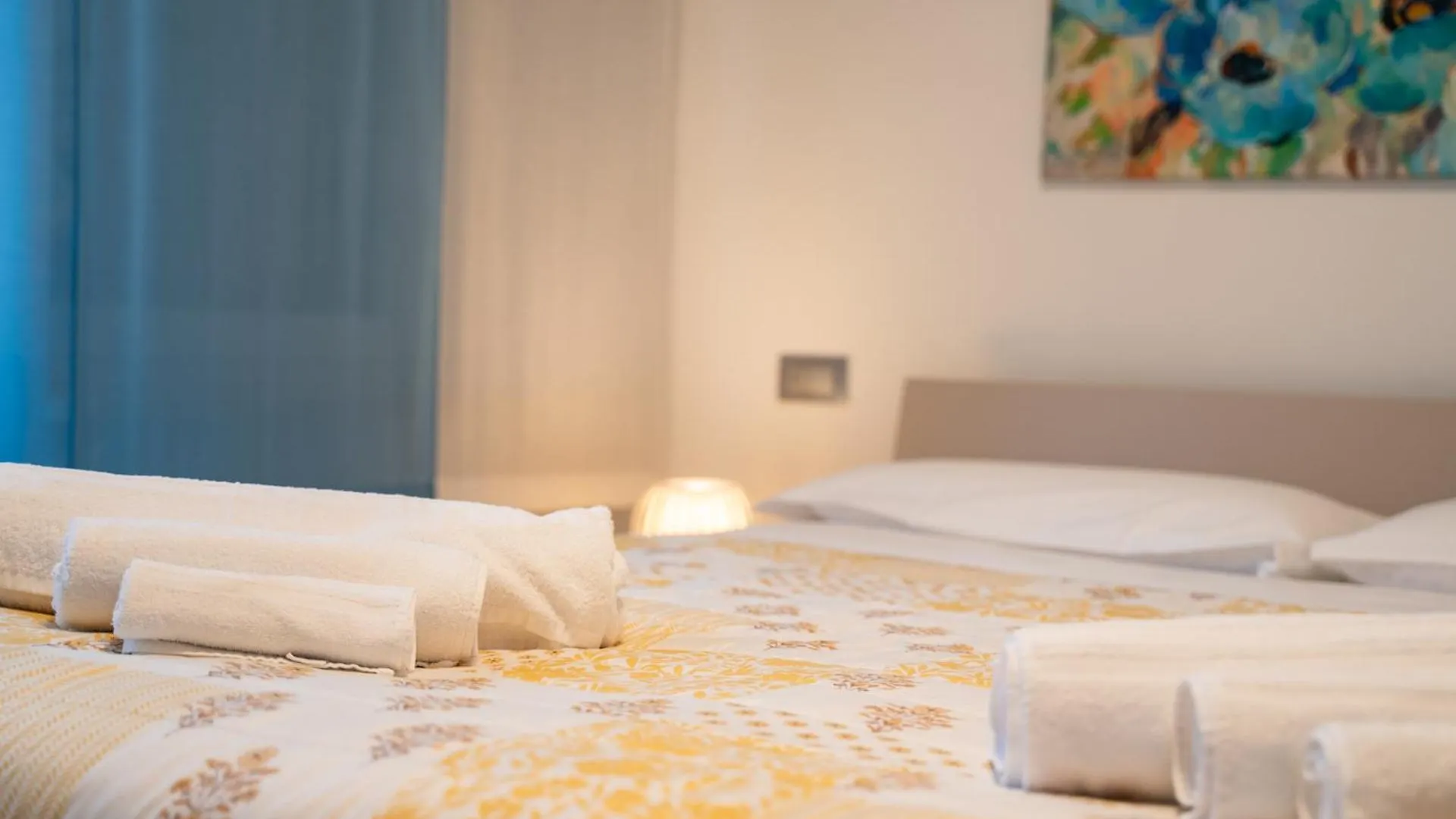 Authentic Yet Modern Retreat In Lecco Center Apartman