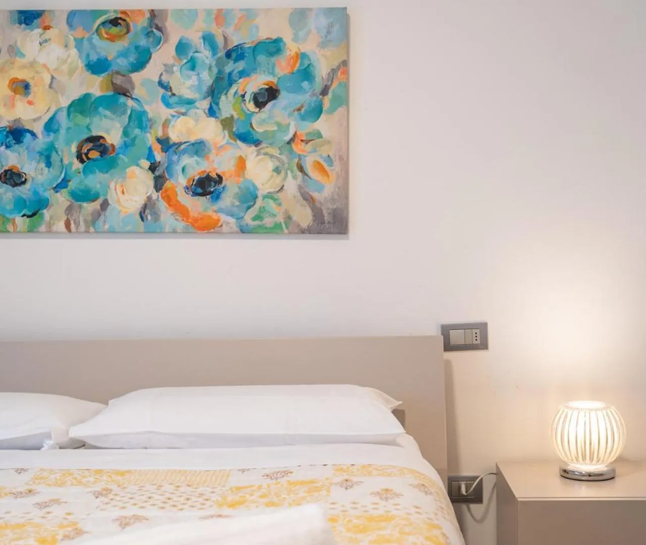 Authentic Yet Modern Retreat In Lecco Center Lägenhet Italien